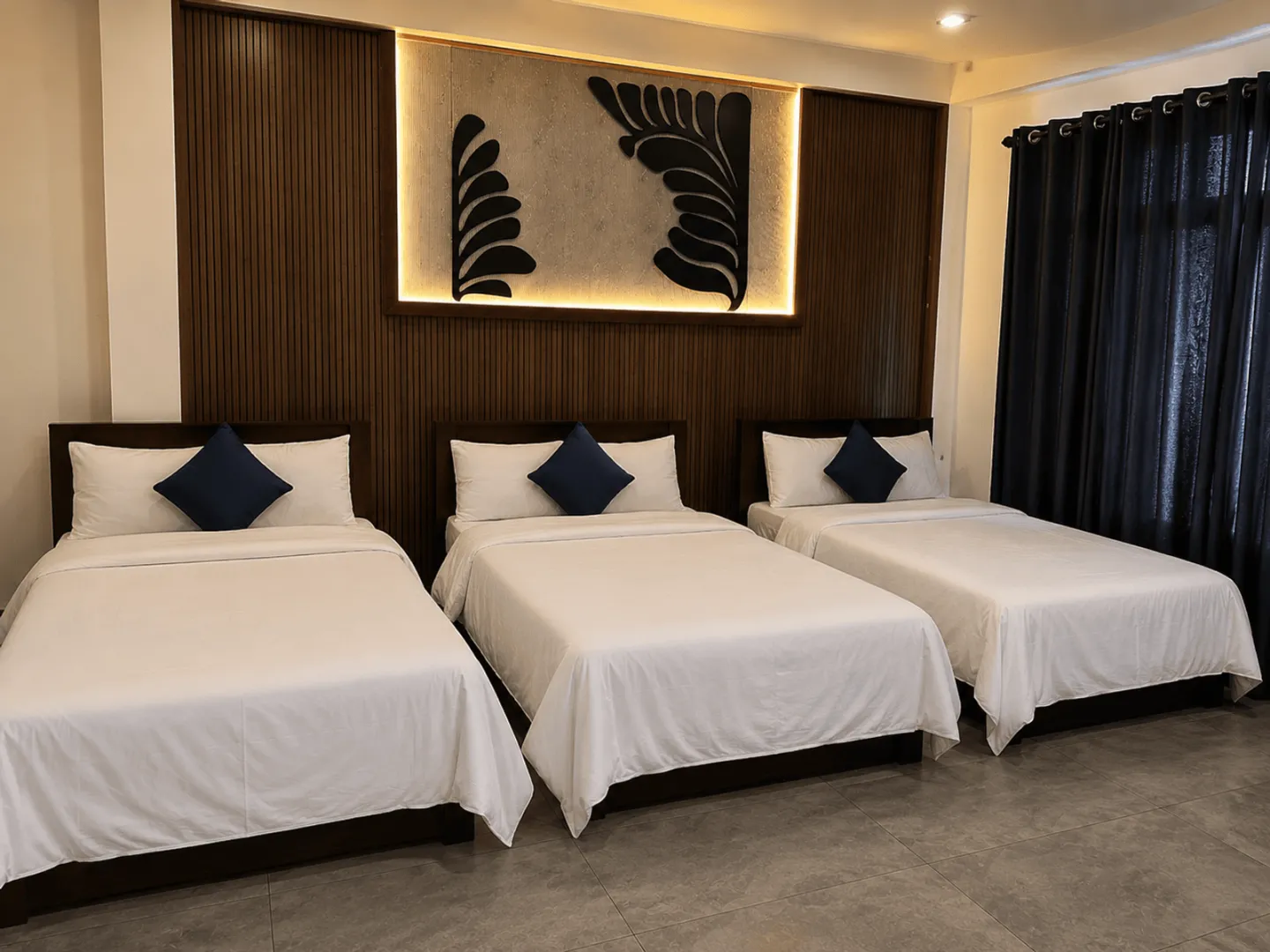 Luxury_Family Room_Room_No_102